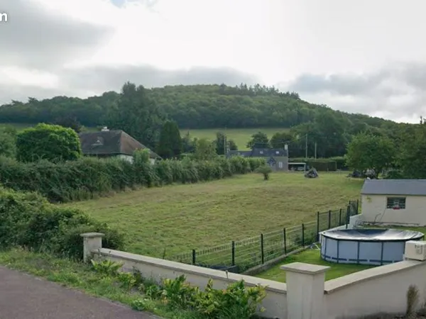 TERRAIN CONSTRUCTIBLE 1747m2 - Saint-Rémy-Sur-Orne 