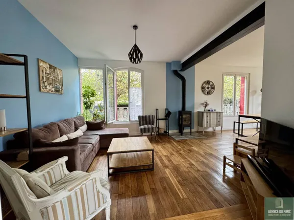 Maison 9 pièces 148 m² 