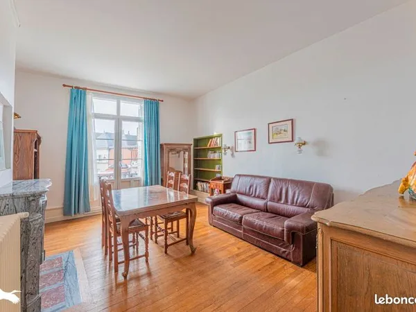 Appartement 4 pièces 132 m² 