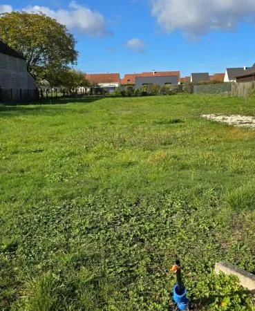 Terrain 1 252 m² Oucques 