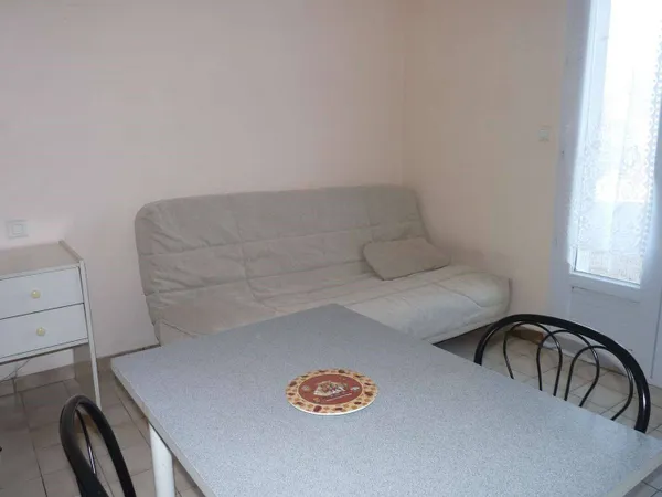 Appartement 1 pièce 15 m² 