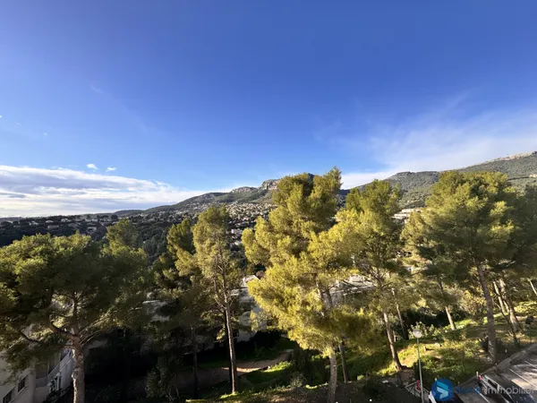 TOULON OUEST- APPARTEMENT T4 