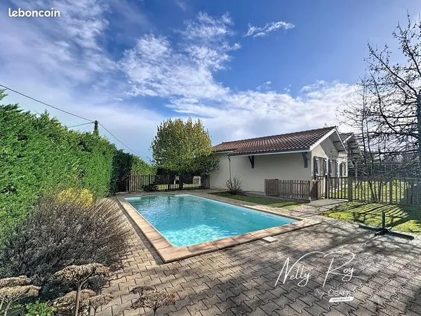 Propriété 6 pièces 163 m² 