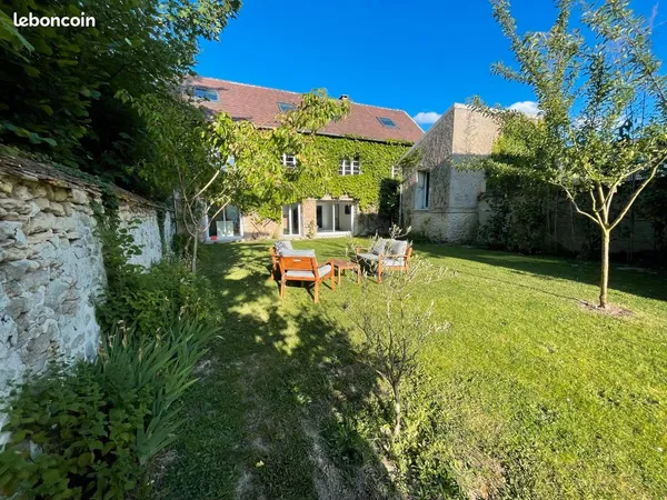 Maison en bordure de Seine 212 m2 au sol 