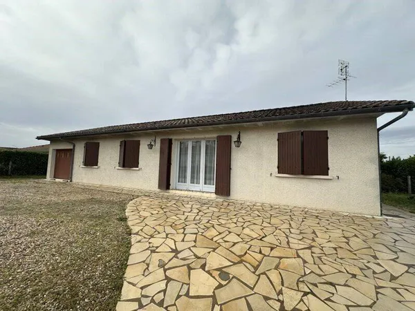 Maison de plain-pied 4 pièces 106 m² 