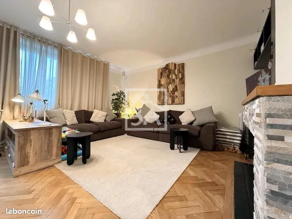Appartement 4 pièces 84 m² 