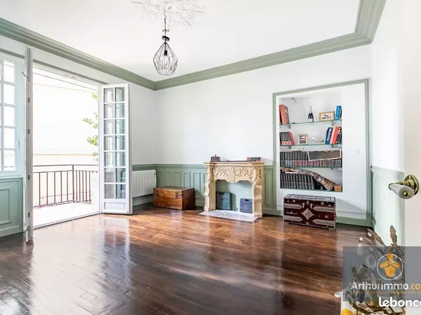 Appartement 6 pièces 128 m² 