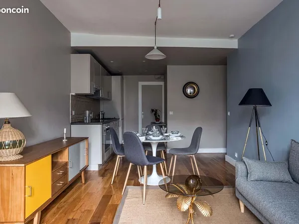 Appartement 2 pièces - 50 m² - Paris 9e / 18e - 34 boulevard de Clichy 