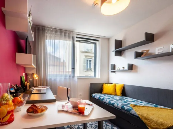 Studio 1 pièce 19 m² 