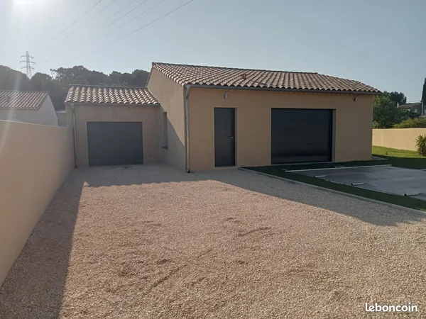 Maison avec piscine 