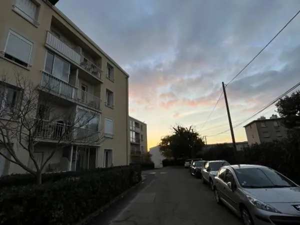 Appartement 3 pièces 64 m² 