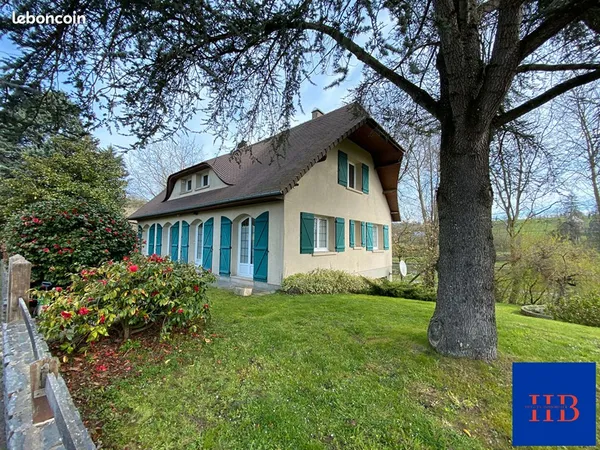 Pavillon 7 pièces 153 m² 