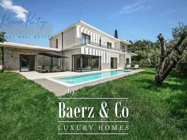 Villa 5 pièces 380 m² 