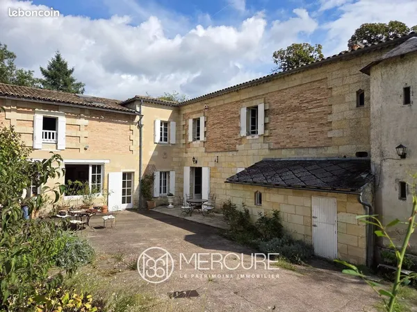 Chateau 16 pièces 700 m² 