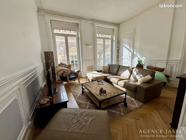 Appartement 4 pièces 141 m² 