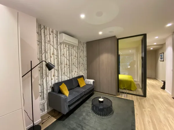 Loue appartement meublé 