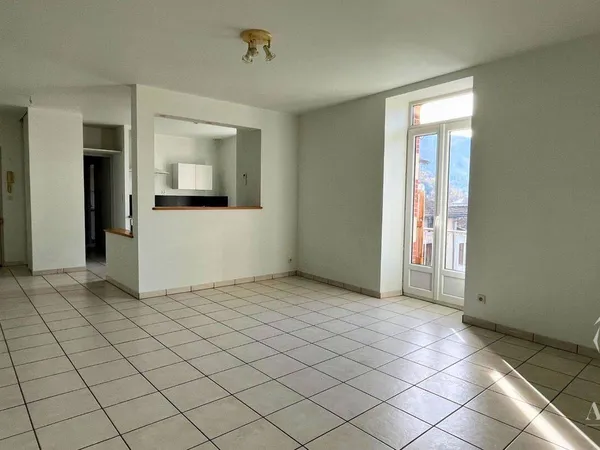 Appartement 3 pièces 82 m² 
