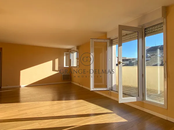 Appartement avec ascenseur et parking - CROIX BLANCHE 