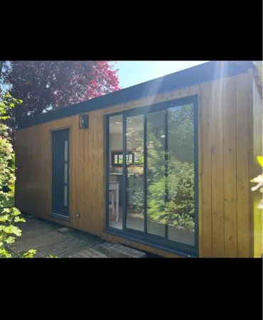 Studio container 