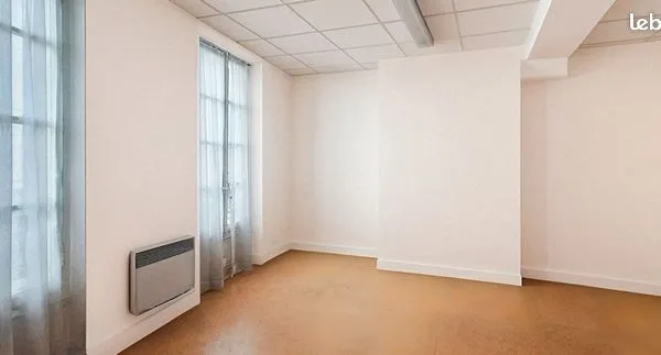 Bureaux 113 m² 