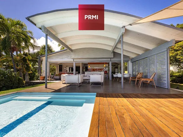 Maison 8 pièces 235 m² 