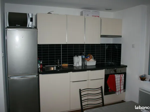 Appartement F2 meublé hyper centre 