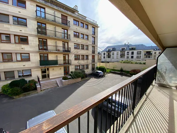 Appartement Versailles 4 pièce(s) 105.35 m2 
