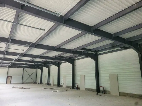 Local d'activité 490 m² 