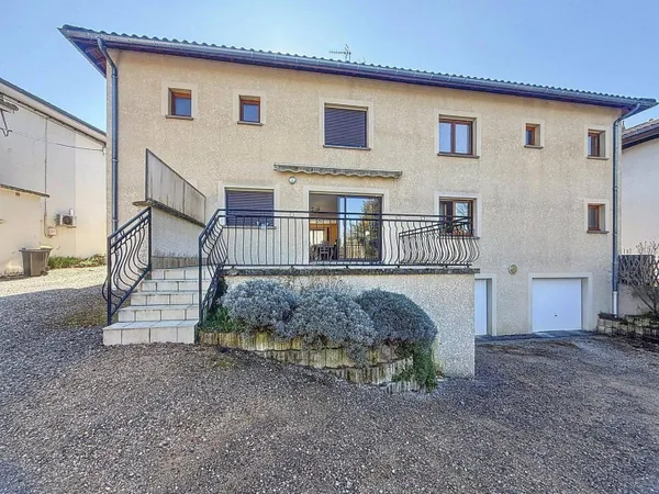 Maison 6 pièces 120 m² 