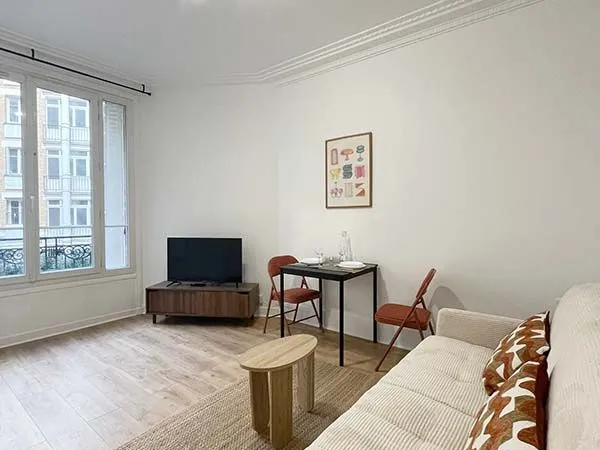 Studio 1 pièce 20 m² 