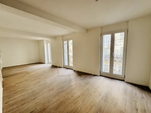 Appartement bourgeois 2 pièces 49 m² 