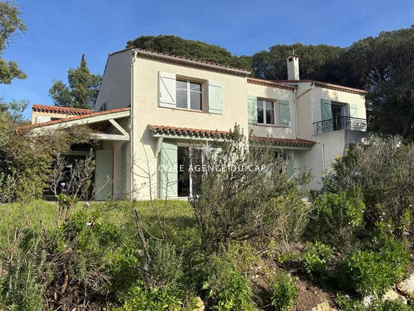 Villa 10 pièces 230 m² 