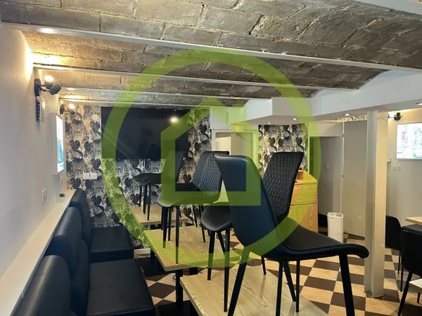 Restaurant 1 pièce 60 m² 