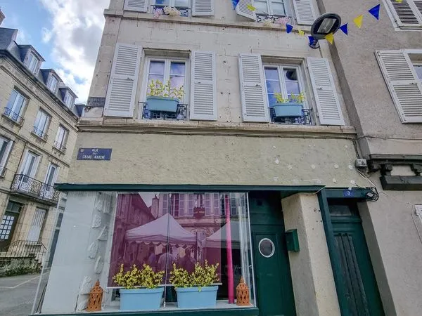 Immeuble 4 pièces 80 m² 