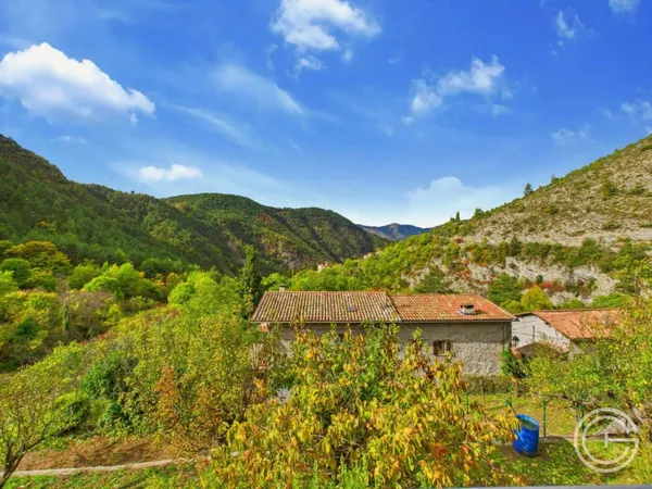 Maison 4 pièces 137 m² 