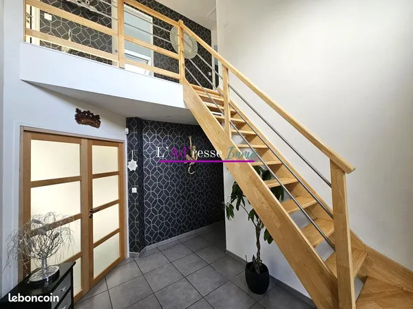 Pavillon 8 pièces 124 m² 