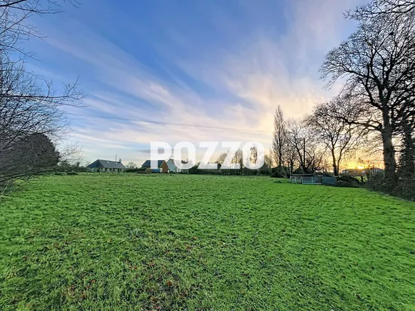 A VENDRE, TERRAIN à BATIR à VIRE NORMANDIE (14500) 