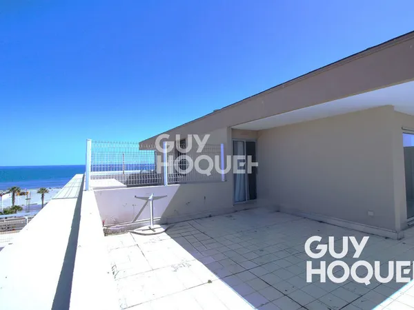 RARE - DERNIER ETAGE ROOFTOP - 30 m² de terrasse VUE MER ET MONTAGNE 