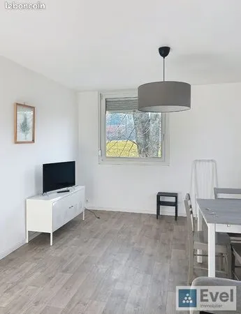 Appartement 1 pièce 33 m² 