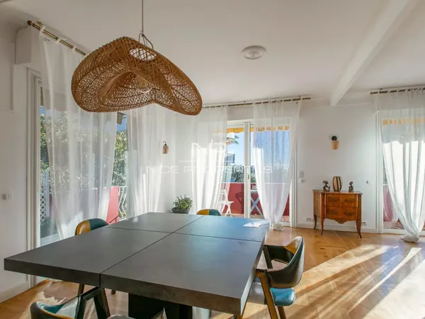 SPACIEUX 2 pièces de 70,79 m², AVEC BALCON FILANT, ANCIENEMENT 3 PIÈCES Calme absolu 