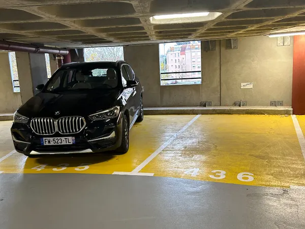Parking 14 m² 