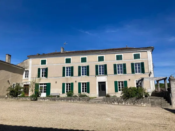 Maison 5 pièces 245 m² 