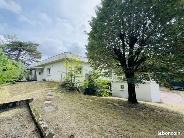 Maison 8 pièces 290 m² 