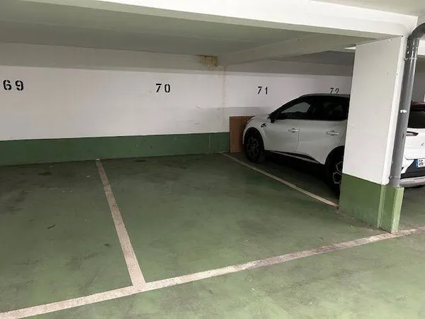 Parking 14 m² 