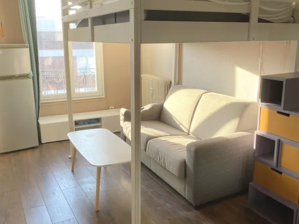 Studio plein soleil hyper centre Boulogne 