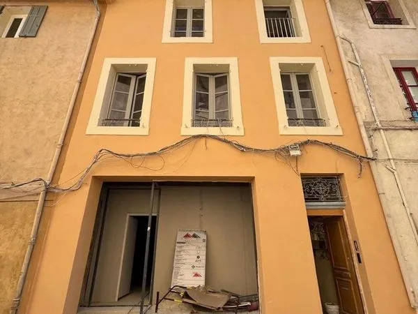 Local commercial 112 m² AIX EN PROVENCE 
