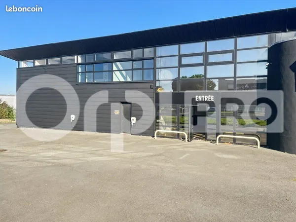 Bureau 442 m² 