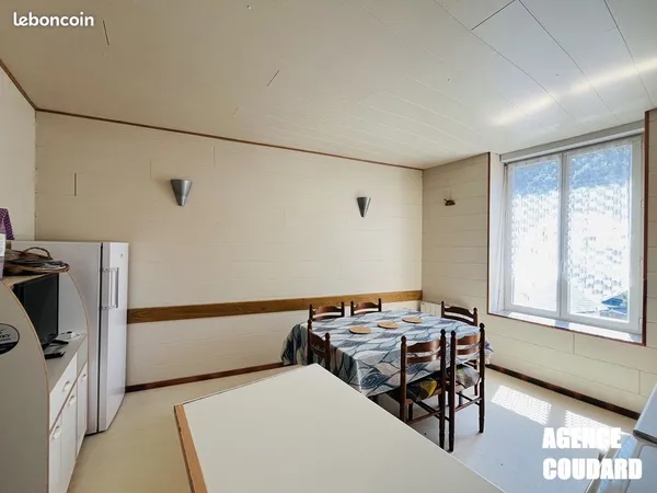 Appartement 2 pièces 55 m² 