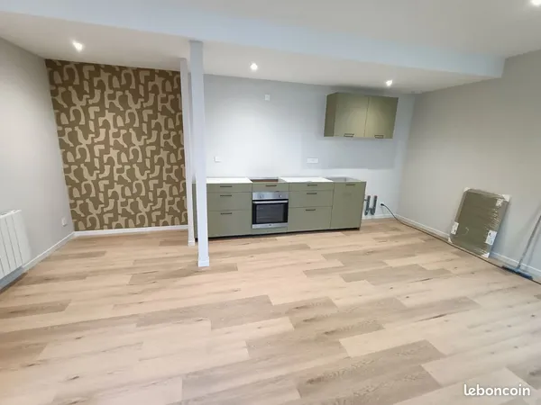 Appartement neuf, meublé 