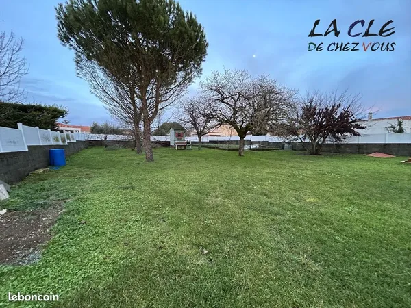 Terrain 801 m² Benet 